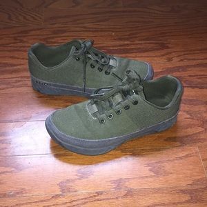 No Bull Canvas shoes